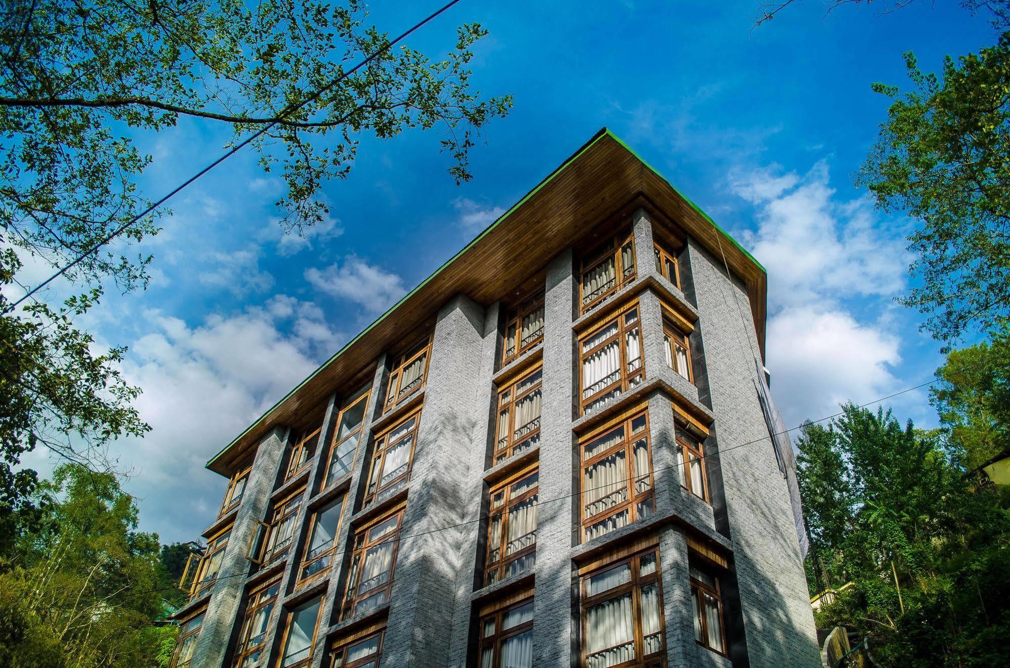 The Golden Crest Hotel Gangtok Eksteriør billede